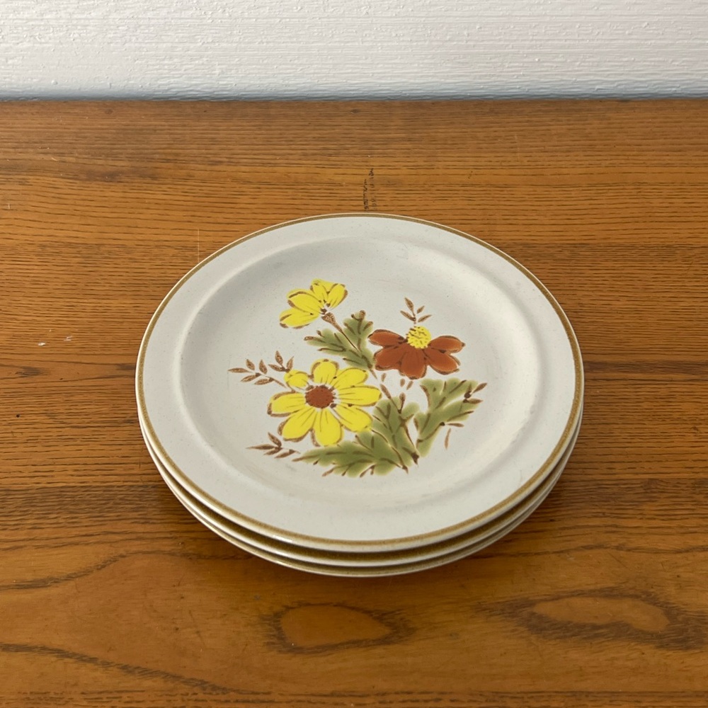 VINTAGE Set of 3 Excel Hand Painted Bonnie-Fleur Stoneware 7.5" Bread Plates